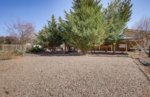 Artsy Studio with Patio 25 Mi to Santa Fe - Foto 25