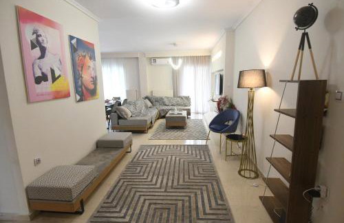 Double A Luxury Apartment - Photo 23