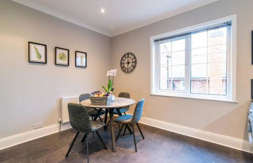 Modern Living 2 Bedroom Apartment South Wilmslow - Foto 8