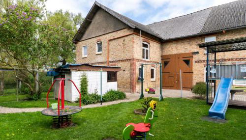 Family-Friendly Home with Garden - Foto 2