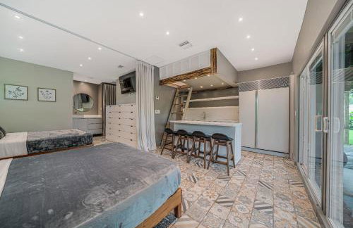 New Villa Jungle Paradise Heated Pool BBQ Soccer - Foto 23