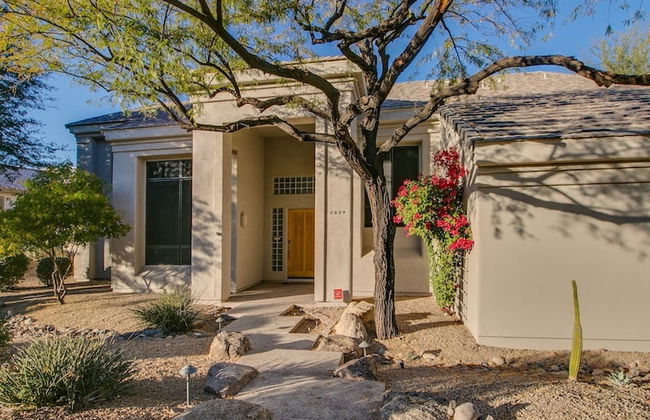 Casa Buenaluxurious Retreat w/2 Masters & Views! - Photo 36