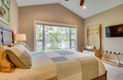 Flippin Home with Deck and Grill Steps to White River - Foto 16