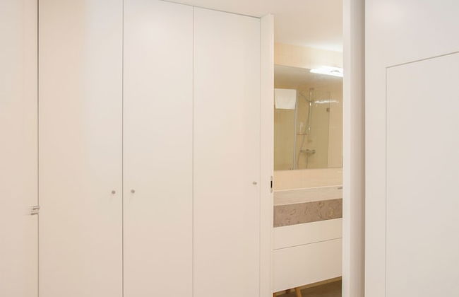 Liiiving in Porto - Haven Pool Apartment - Photo 18