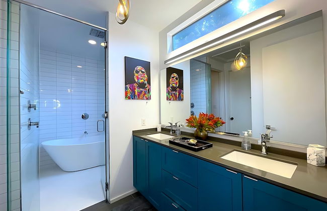 Massive Compound 20 Beds Rainey St 6 min Walk - Photo 43