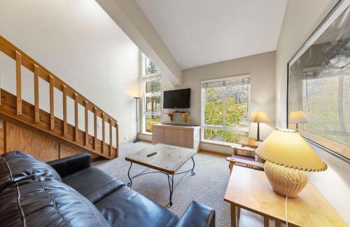 Palisades Tahoe Lodge Rentals Studio Loft #349 - Foto 8