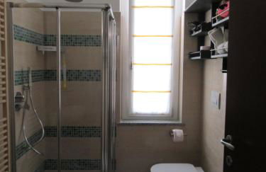 Un letto nel cortile - Foto 24