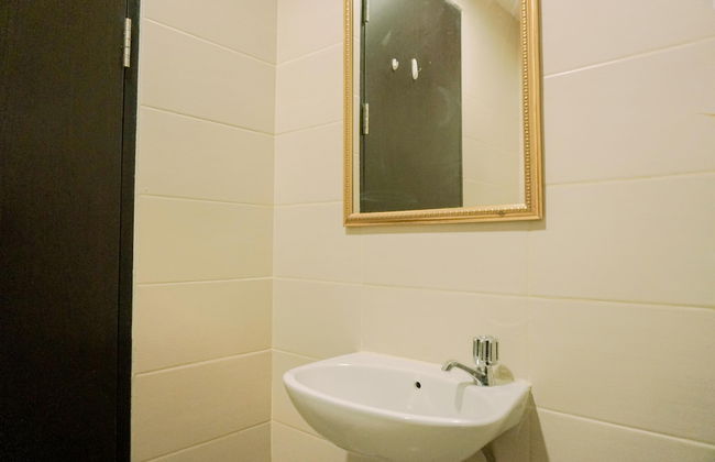 Homey And Cozy Stay Studio Belmont Residence Puri Apartement - Foto 11