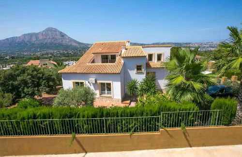 Villa Cabriel by Villa Plus - Photo 32