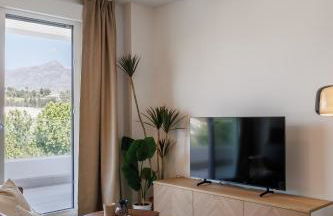 RANHOMES RENTALS APARTMENTS - Photo 41