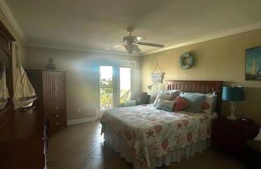 Biloxi Beach Condo - Photo 22