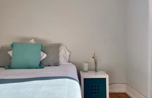 Central Retreat by the River, by TimeCooler - Foto 6