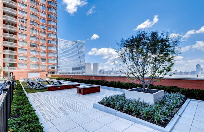 Bluebird Suites in Jersey City - Foto 41