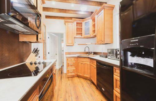 Charming Carriage House Forsyth Park Dogs OK - Foto 3