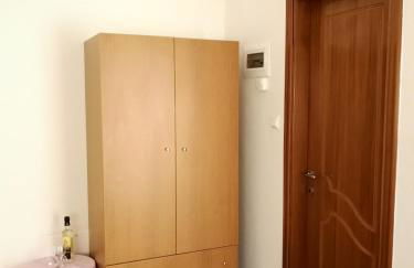 Iliana's house - Photo 42