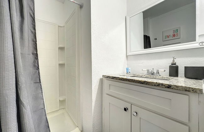 1 Bed Altamonte Springs Apartment Unit #2 - Photo 5