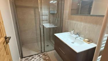 Nid douillet à la montagne - Foto 4, Shower