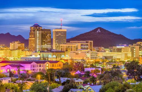 Sunny King-sized 1BD Condo near UofA and UMC w Pool, Parking - Foto 33