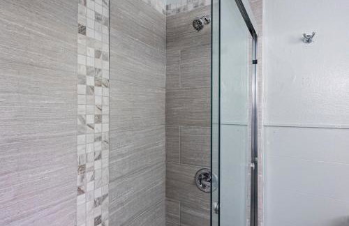 The Starboard at M Historic Lost Bayou Retreat Walk to Beach Sleeps 6 - Foto 22
