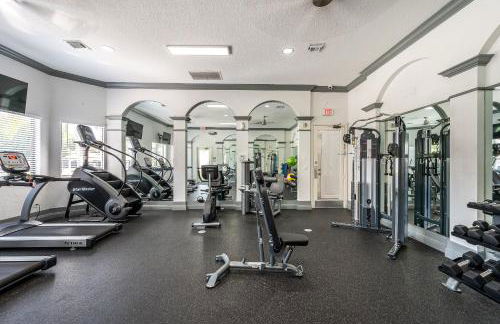 Newly Remodeled Lakefront Oasis - Foto 6