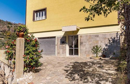 Kejani attic apt Scenic Views, Lux bath, Fast Wi-fi - Foto 58