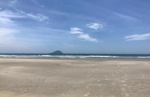 Kitnet Com Ar, em frente a Praia de Boracéia - Foto 2