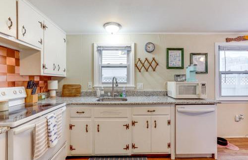 Pet-Friendly Long Beach Island Home Walk to Beach - Foto 10