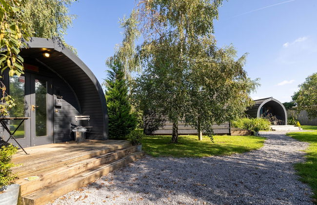 The Little Hide - Adult Only Camping Pods - Photo 57