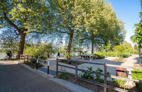 Studio refait à neuf avec Parking en Bord de Loire - Foto 10