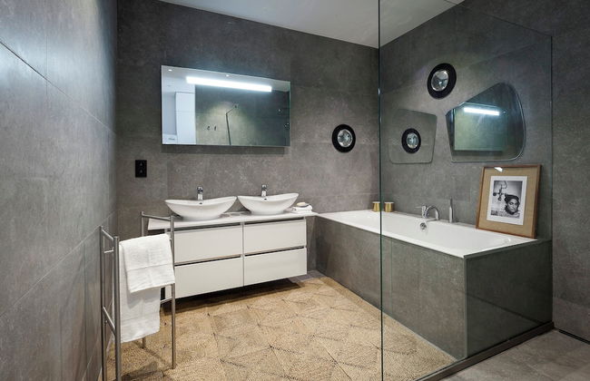 Unit 6 - Colorful Smart Home Triplex Private Garden & Parking - Foto 17