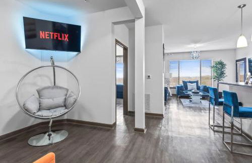 West Midtown Views - King Bed - Indoor Fireplaces - Foto 1