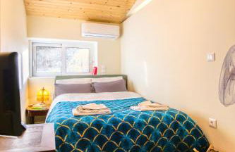 Peach Pine House - Escape Near City, Beach and Athens Airport - Foto 7