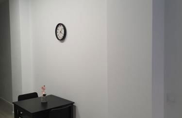 HERMOSO PISO a 3 min de la ESTACION DE BUS Y TREN AVE - Photo 25