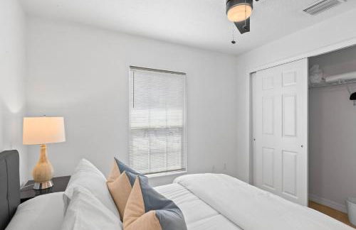 Beach House King Bed Pet Friendly! Fast Wi-Fi Netflix Garage - Foto 28