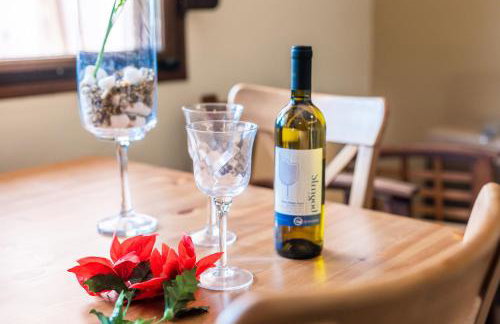 TwinStars apartment with courtyard and view - Foto 8