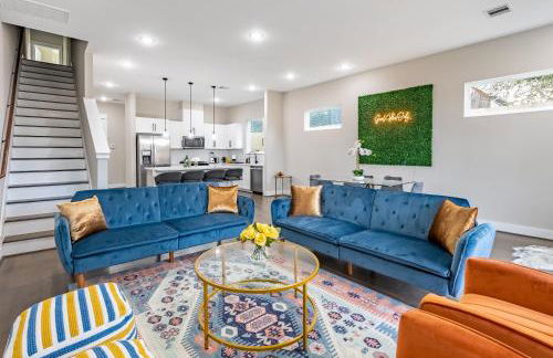 3 Bedroom and 3 bath - Photo 1