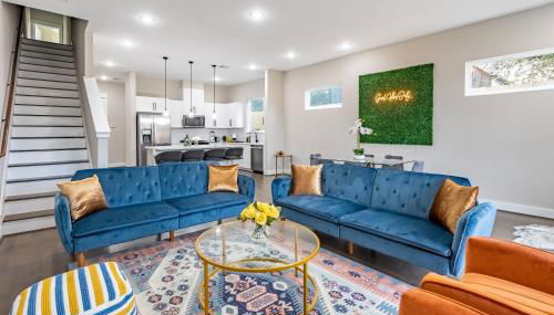 3 Bedroom and 3 bath - Photo 1