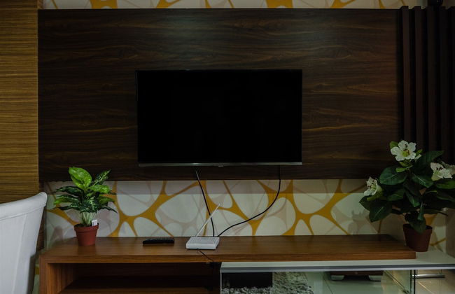 Luxurious 1BR At Dago Suites Apartment - Foto 32