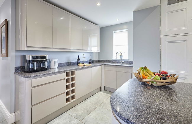 Host Stay Mount Cottage - Photo 9