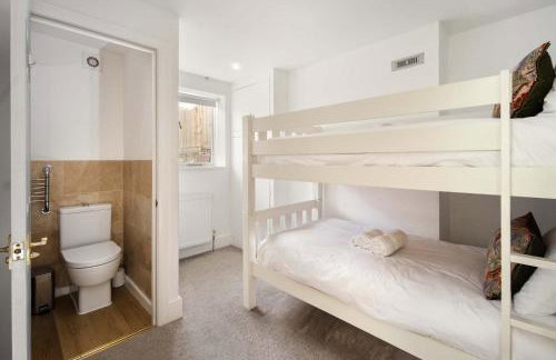 10 Mins Walk to The Oval, The Kennington Retreat - Photo 6