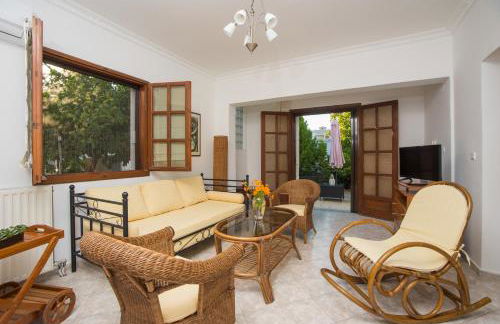 Lila's house - Photo 3