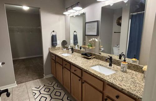 Beautiful 3 bed 2 bath condo - Foto 11