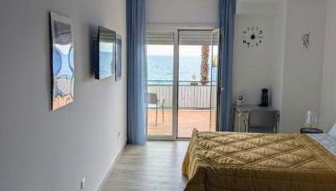 La Terrazza sul Mare Modern Apartment - Foto 5