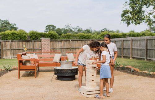 5BD - Backyard - Pool Access - 5 Mins to Texas A&M - Foto 25