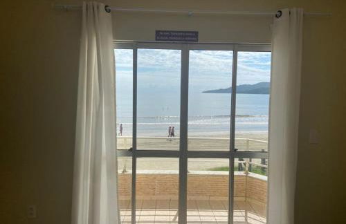 Apto Frente Mar - Foto 17