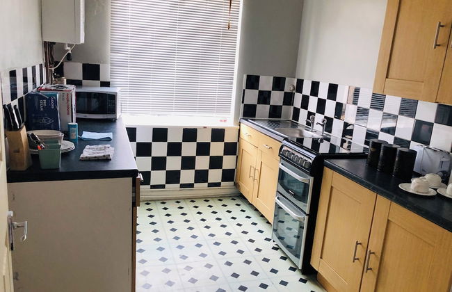 Lovely 3-bed Charming Apartment in Portsmouth - Foto 9