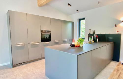 Snug Stays 4 - Design Villa mit Garten zentral, ruhig, 400m zum Ammersee - Foto 12