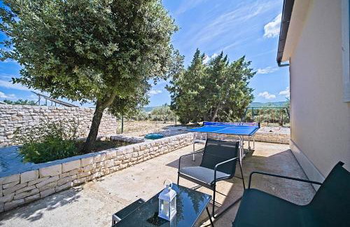 Family friendly house with a swimming pool Pucisca, Brac - 21499 - Foto 15