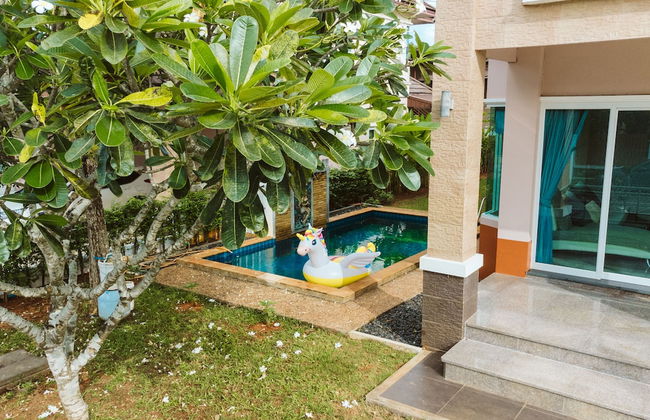 June Pool Villa - Photo 60