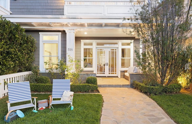 Crystal Cove by Avantstay Gorgeous & Charming Newport Home! - Photo 49